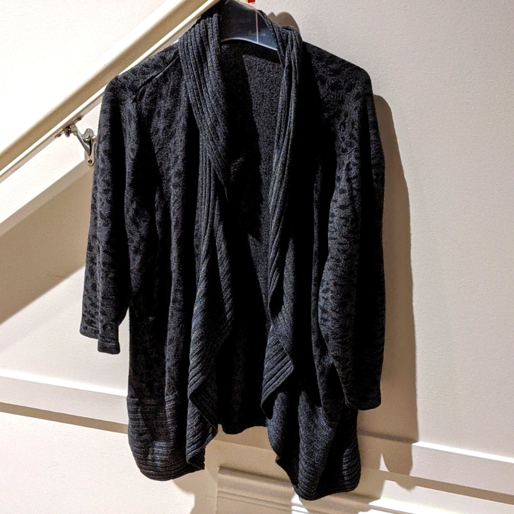 GUC Ladies Reitmans cardigan
